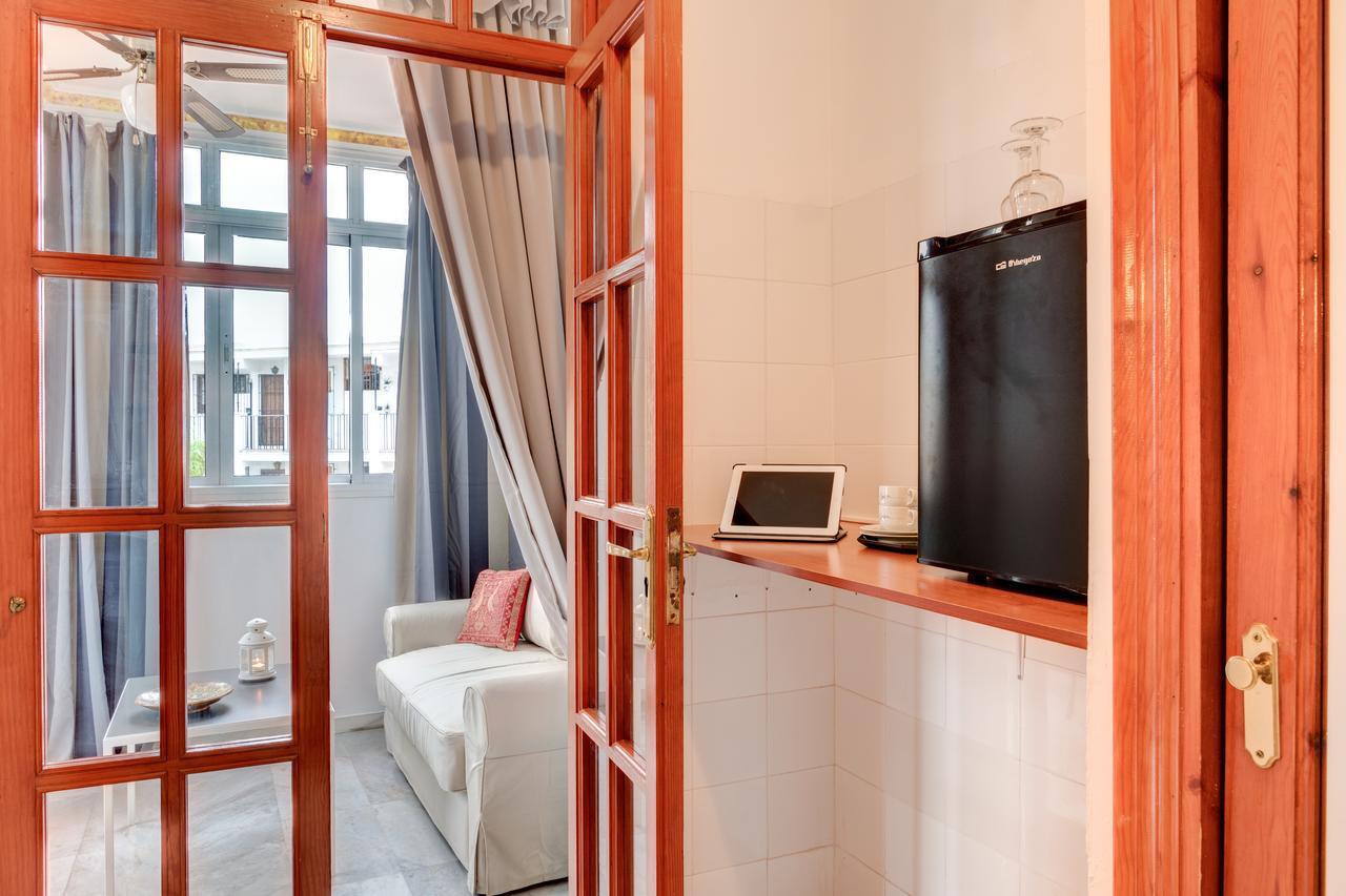 Hostal Alegre ネルハ エクステリア 写真